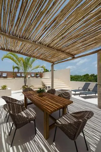 Koos Tulum
