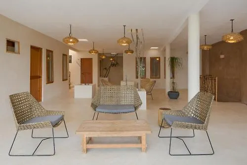 Koos Tulum