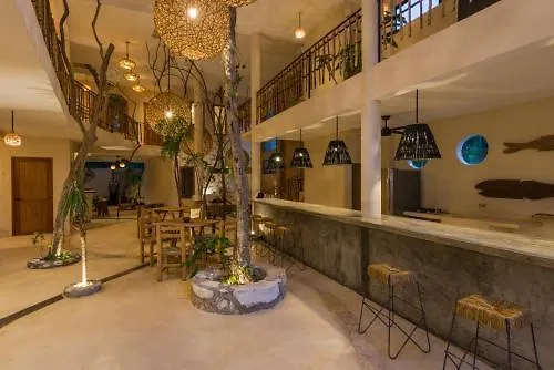 Koos Tulum
