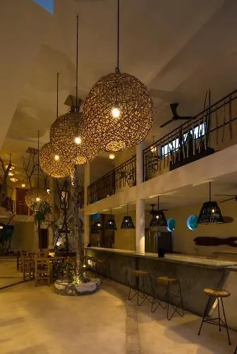 Koos Tulum