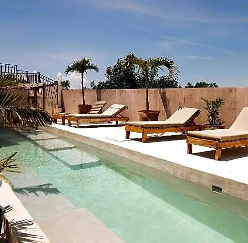 Koos Hotel 3*